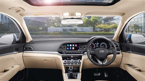 Hyundai Elantra Interior 2019 - AUTOBICS