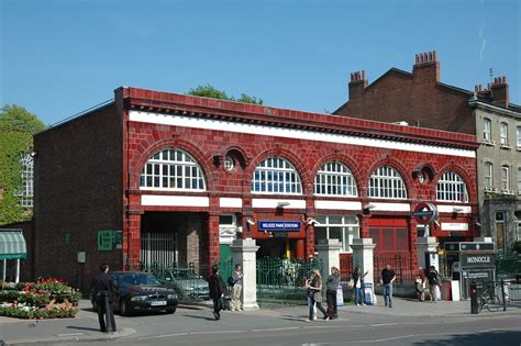 Belsize Park Underground Station NW3 | Belsize Park Undergro… | Flickr