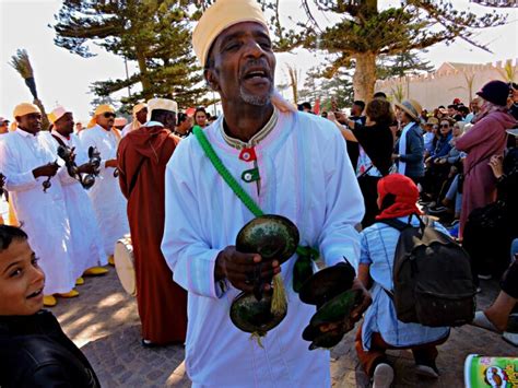 The Traditional Dances of Morocco – Sky Morocco Trips