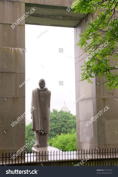 Prospect Terrace Park Roger Williams Statue Stock Photo 51797272 ...