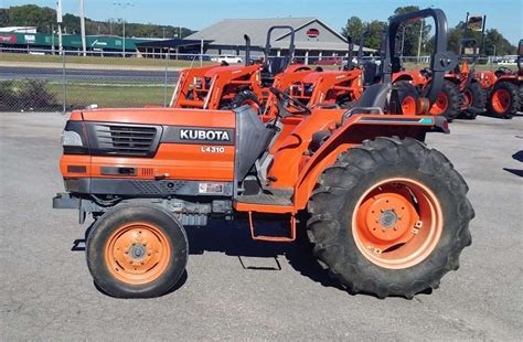 Comparing Kubota L2650 vs Kubota L4310