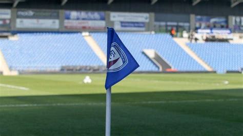 Chesterfield: Out-of-favour players furloughed as National League clubs ...