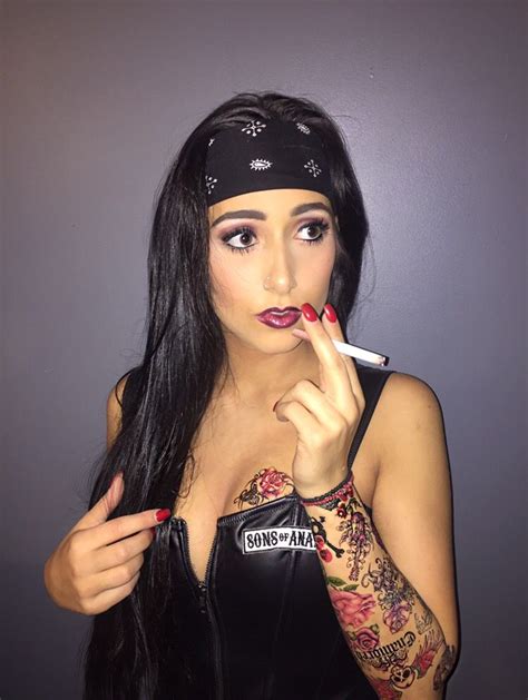 Biker gang Halloween makeup #halloween #costume #biker #bikerchick #sonsofanarchy #makeu ...