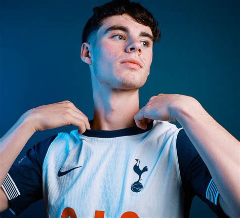 Tottenham Hotspur Sign Youngster Archie Gray From Leeds United - Latest ...