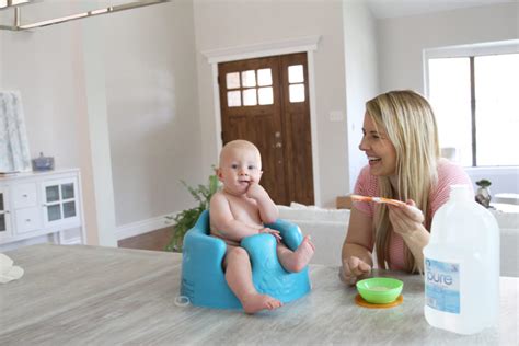 Tips for Feeding Your Baby Solids