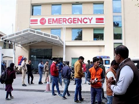 Doctors at Delhi Hospital assaulted by patient, family members ...