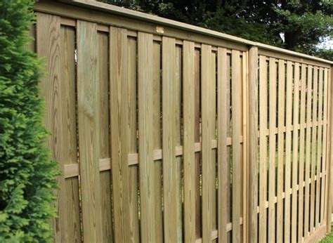 Hit and Miss vertical timber fencing | Jacksons Fencing | ESI External Works