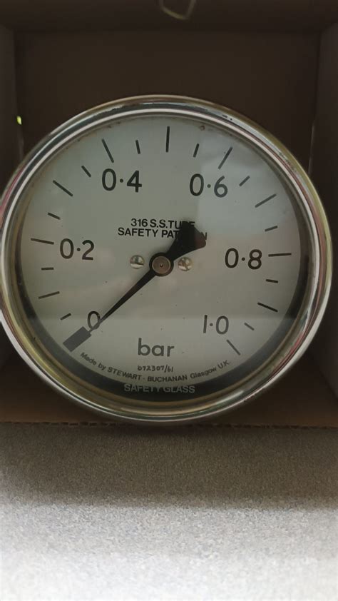 Pressure Gauge 0-1 Bar - TOSL Engineering Limited