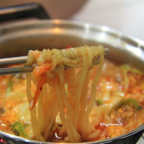 Spicy Gourmet Ramyeon | HeyTheresia - Indonesian Food & Travel Blogger