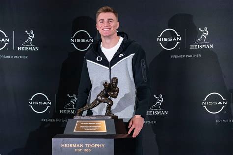 Oregon quarterback Bo Nix enjoying ‘trip of a lifetime’ for Heisman ...