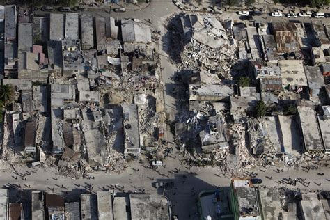 Haiti Earthquake | The downtown core shows the damage after … | Flickr