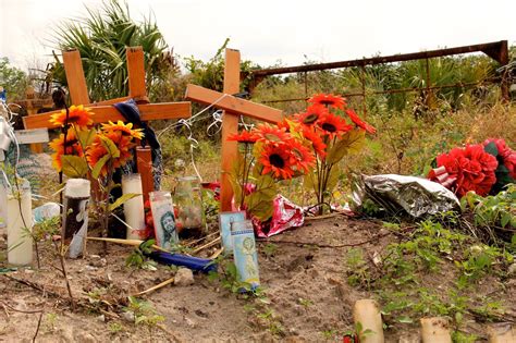 Naples and Hartford in Season: Roadside Memorials