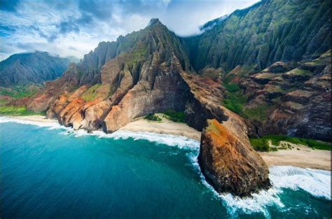 A Scenic Aerial View of the Hawaiian Islands (34 pics) - Izismile.com