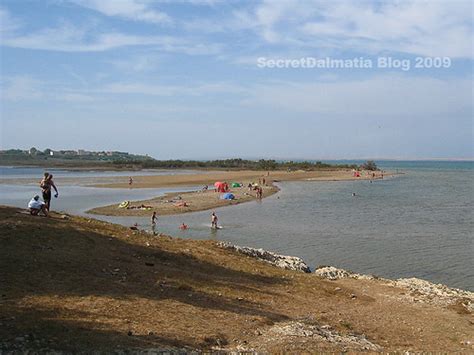 Sand beaches in Croatia - Kraljičina (Queen's) Beach in Nin - Secret Dalmatia Blog - Travel ...