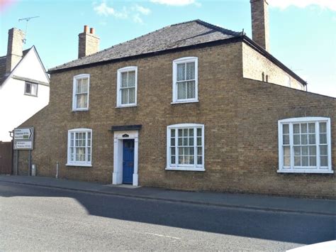 Isleham houses [2] © Michael Dibb cc-by-sa/2.0 :: Geograph Britain and ...