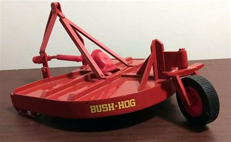 BUSH HOG MOWER ROTARY CUTTER 1/16 SCALE RED | #3183230102