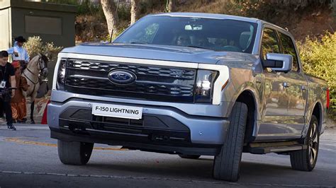 Here's How Many 2022 Ford F-150 Lightning Pickups Were Sold In August