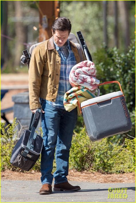 Mark Wahlberg & Rose Byrne Film 'Instant Family' in Georgia!: Photo ...