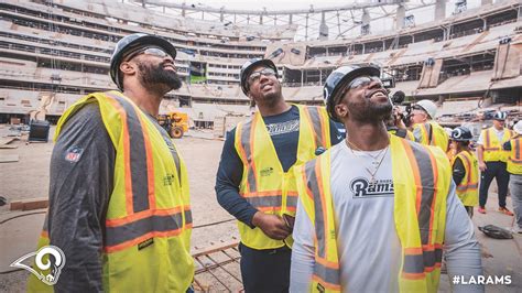 “This is like the craziest thing I’ve ever seen.” Rams rookies react to seeing L.A. Stadium at ...