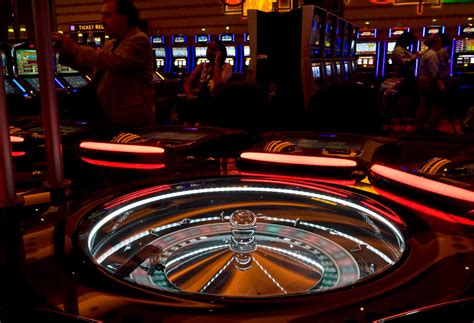 Maryland Live! casino opens to thousands of eager gamblers at Arundel Mills - The Washington Post