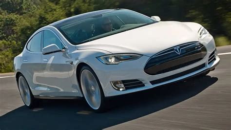 Tesla Autonomous Car Due In 2016