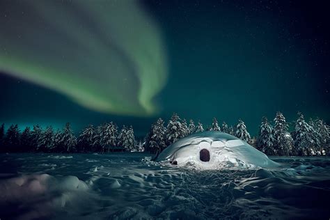 Sleep under the Northern Lights