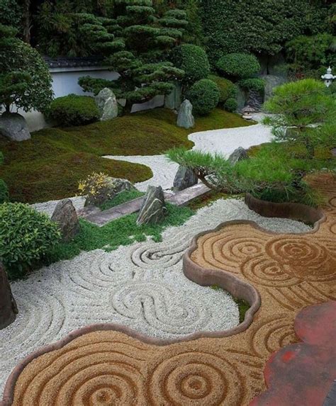 32 Beautiful Zen Garden Design Ideas You Definitely Like - MAGZHOUSE