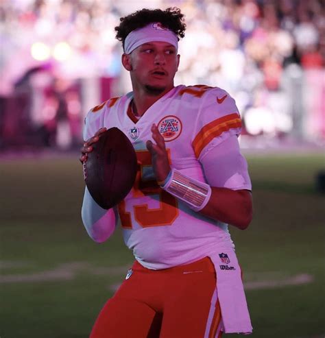 The sweetest photos of patrick mahomes and brittany matthews daughter sterling skye – Artofit