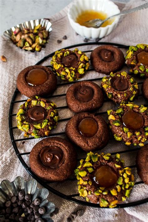 Chocolate Pistachio Thumbprint Cookies | Recipe | Butter ball cookies ...