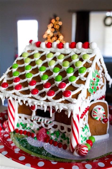 27 Creative Gingerbread House Ideas | Gingerbread house designs ...