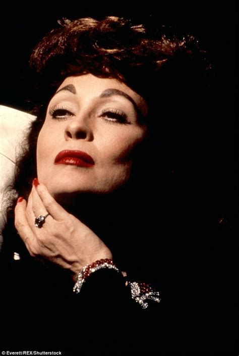 Faye Dunaway says playing Joan Crawford changed Hollywood's perception of her | Daily Mail Online