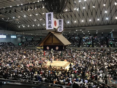 Booking Your Trip to Experience Sumo in Osaka | Tachiai (立合い)