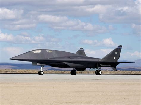 Lockheed's Top Secret Skunk Works - HubPages