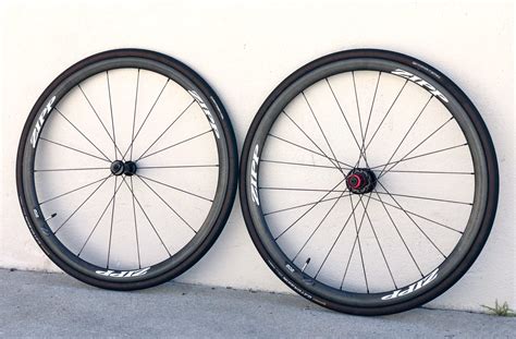 Zipp 202 Firecrest Carbon Tubular Rim Brake Lightweight 11sp Road Bike ...