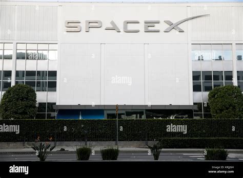 Spacex headquarters hi-res stock photography and images - Alamy