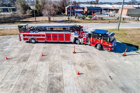 Fire/Rescue Tiller Truck TrainingGreenville Fire/Rescue | Free Photo - rawpixel