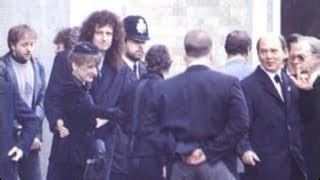 Freddie Mercury Funeral Open Casket - Marteko