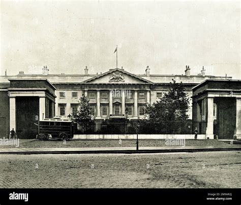 The Royal Mint, Tower Hill, London Stock Photo - Alamy