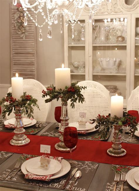 Awesome 99 Elegant Christmas Table Decoration Ideas. More at http://99homy.com/2017/11/1 ...