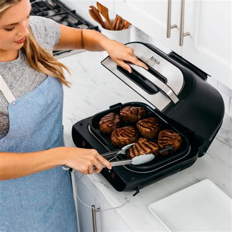 Ninja Ninja® Foodi™ Smart XL 6-in-1 Indoor Grill with 4-qt Air Fryer, Roast, Bake, Broil ...