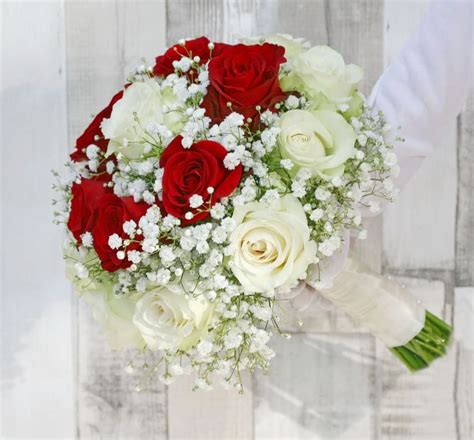Red & White Roses Bridal Bouquet - Gifts and Flowers Kenya | Same Day Flower Delivery Kenya ...