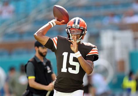 Former Browns QB Joshua Dobbs set to start for Titans over Malik Willis ...