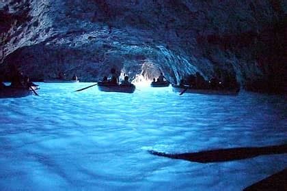 The Grotta Azzurra - Itinerari - Capri