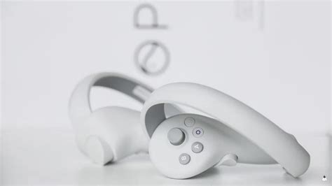 Pico 4 Controllers Appear in Leaked Images, Revealing New Ergonomic ...