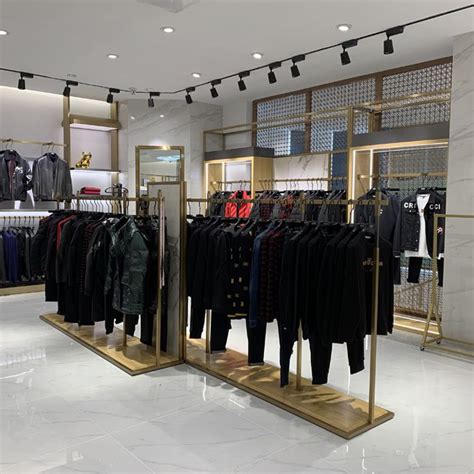 retail display stands for clothing | Store design interior, Retail store design, Clothing store ...