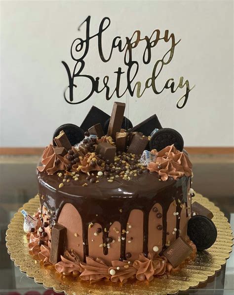 "An Amazing Collection of Happy Birthday Chocolate Cake Images in Full ...