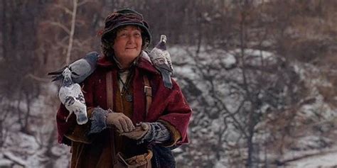 Home Alone 2's Pigeon Lady Reveals Christmas 'Can Be Very Dark' As She ...