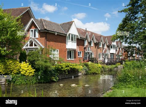 Retirement homes hi-res stock photography and images - Alamy