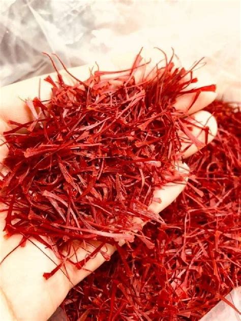 saffron threads, Packaging Size : 100gm,1gm - VS Saffron, Tamil Nadu