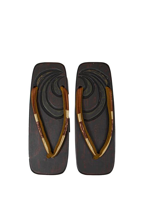 Traditional Geta Sandals - K I S H